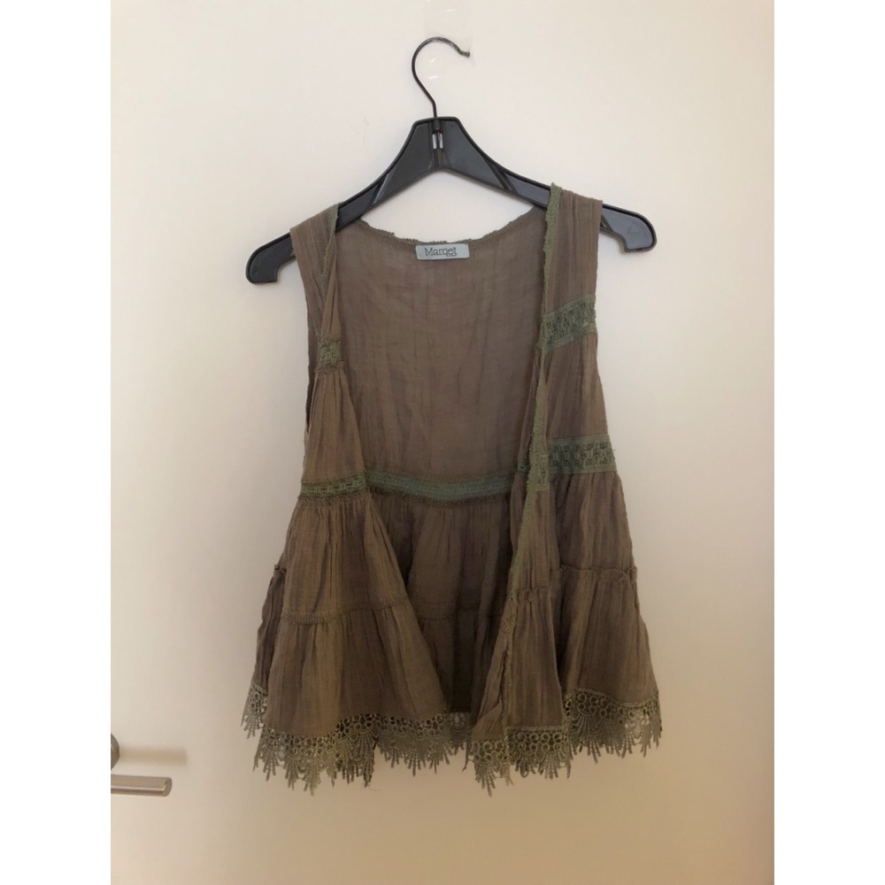 Lace vest